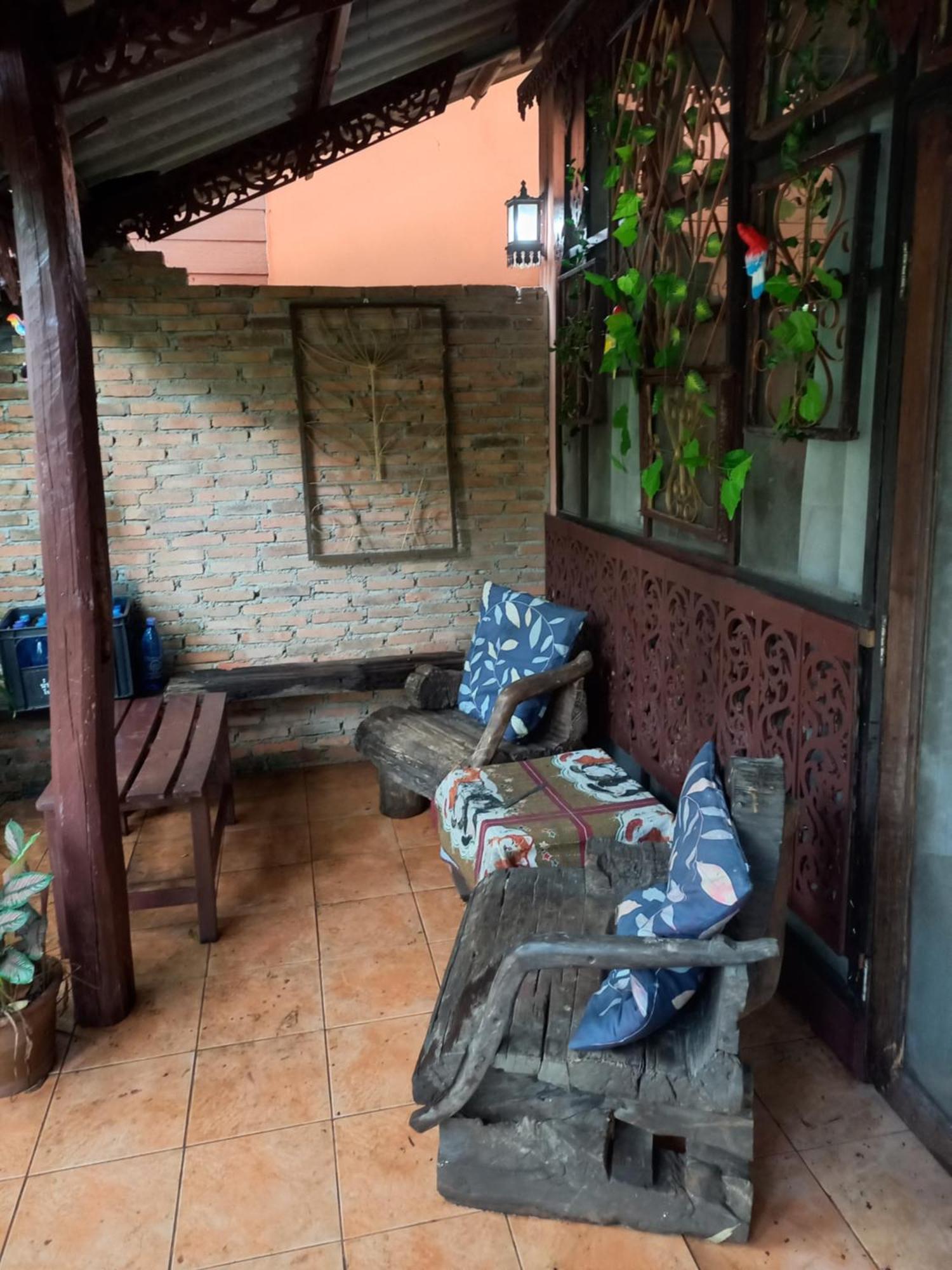 Teak House Chiang Mai Hotel ภายนอก รูปภาพ
