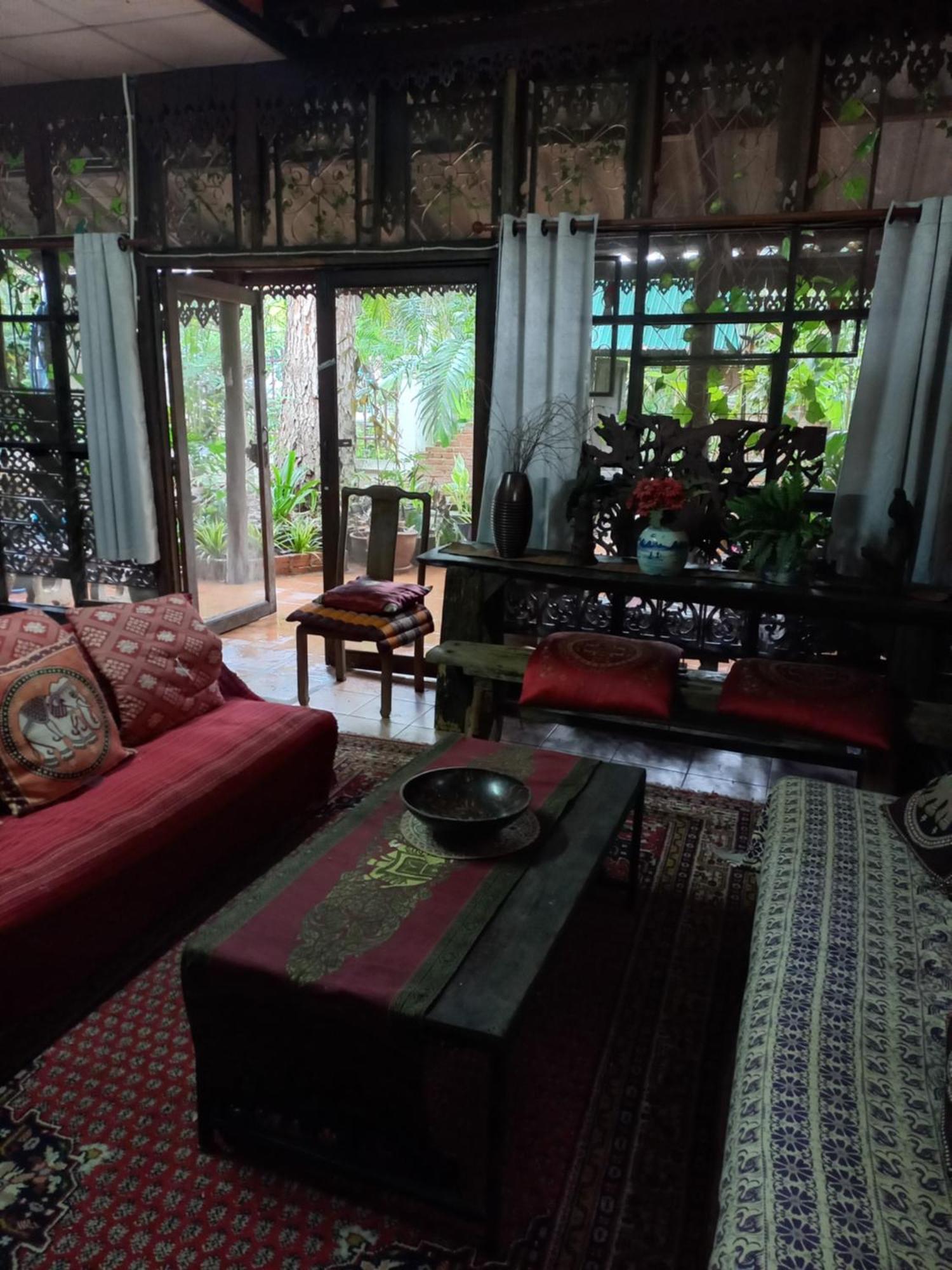 Teak House Chiang Mai Hotel ภายนอก รูปภาพ