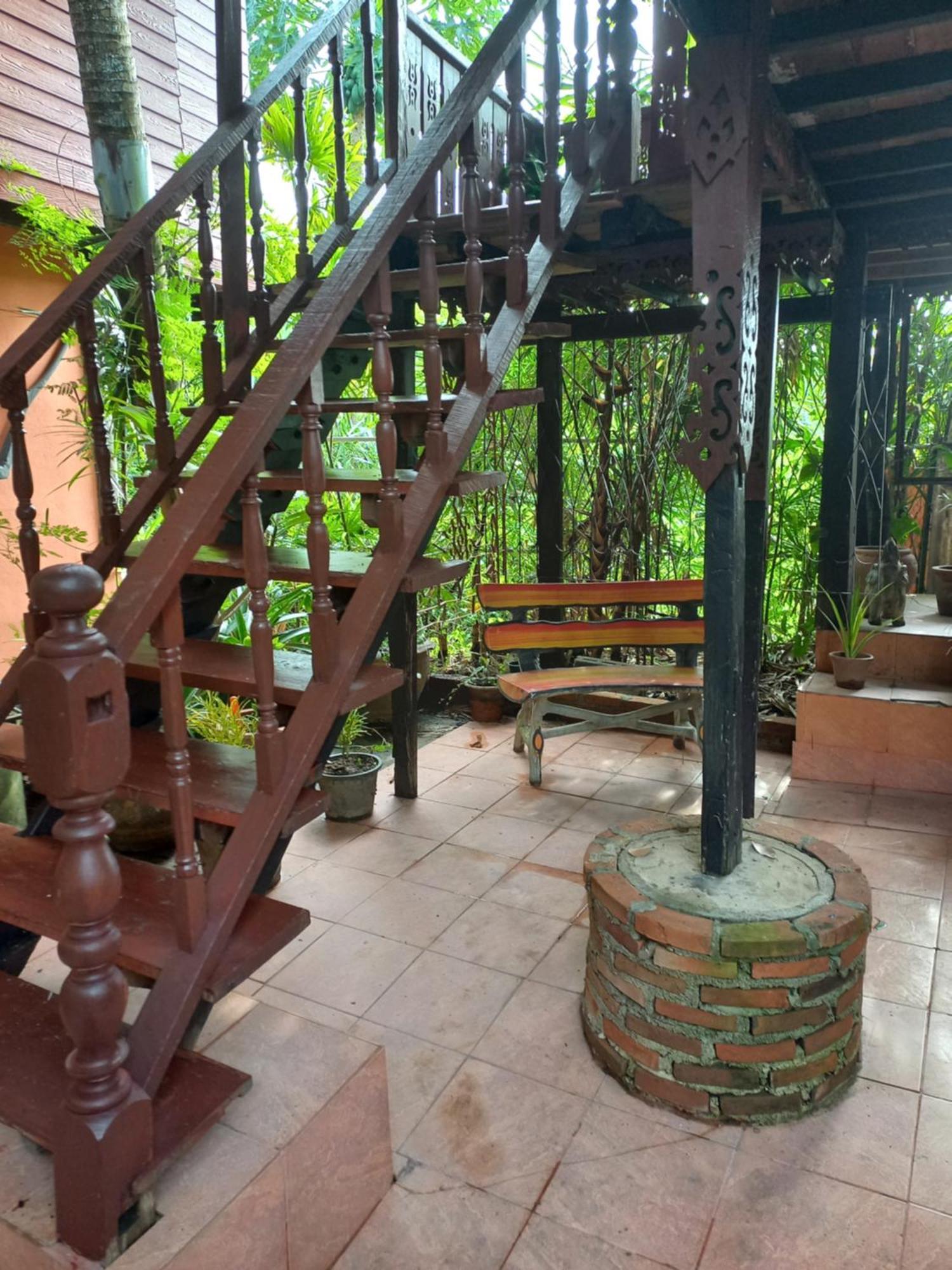 Teak House Chiang Mai Hotel ภายนอก รูปภาพ